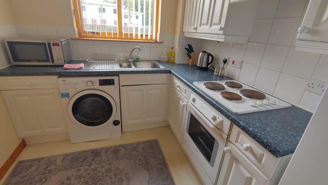 Superb 2 Bedroom Flat - Refurbished Dec 2024 Inverness Esterno foto