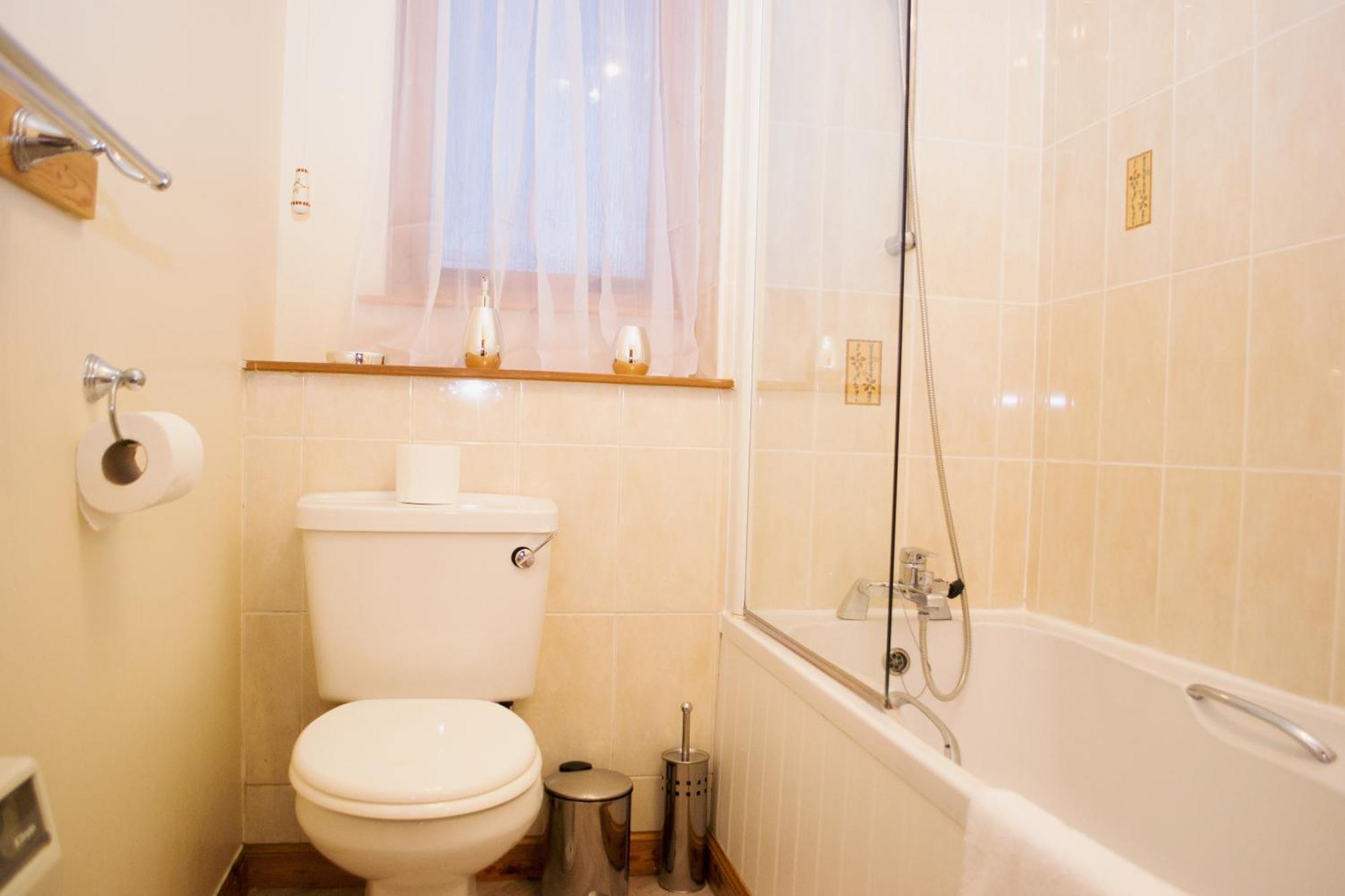 Superb 2 Bedroom Flat - Refurbished Dec 2024 Inverness Esterno foto
